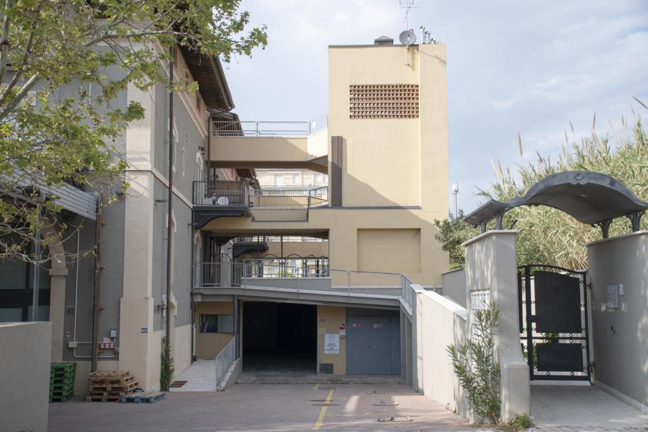 Апартаменты Casa Velia 78Mq A 30 Metri Dal Mare Di Сан-Винченцо Экстерьер фото